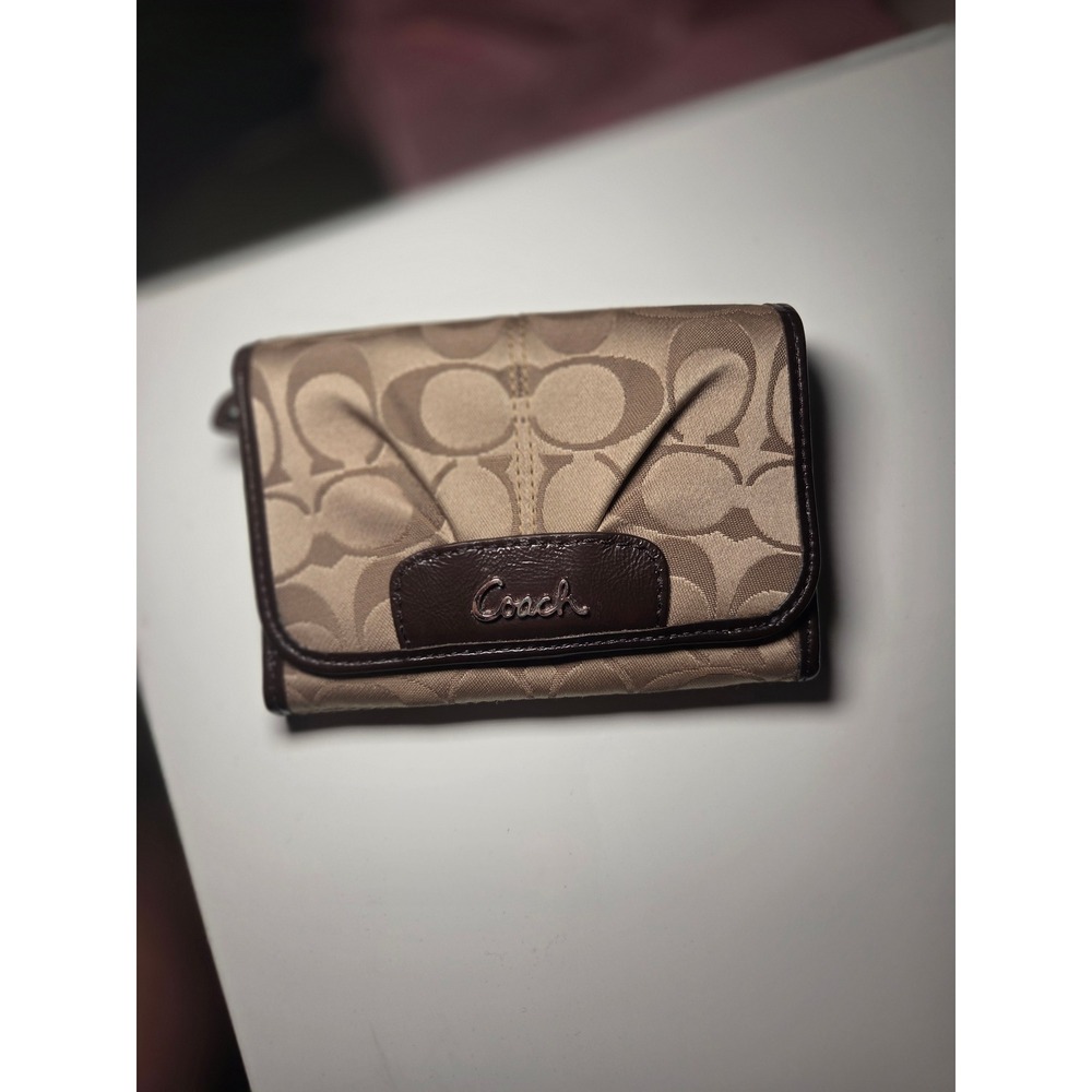 Coach Beige and Brown Wallet Y2K